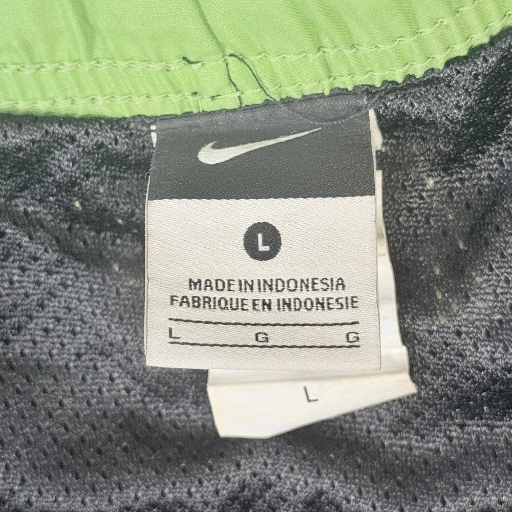 Nike Mens Board Shorts Black Lime Green Mesh Lined Swim Trunks Size L RN 37966